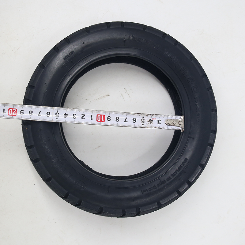 Pneumatico 10x2.50 per monopat - Scooter Tire recensione e prezzo